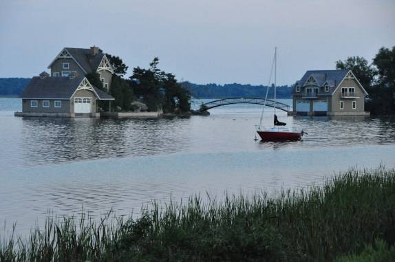 Chegando à região de 1000 Islands, na fronteira de Canadá e Esatados Unidos
